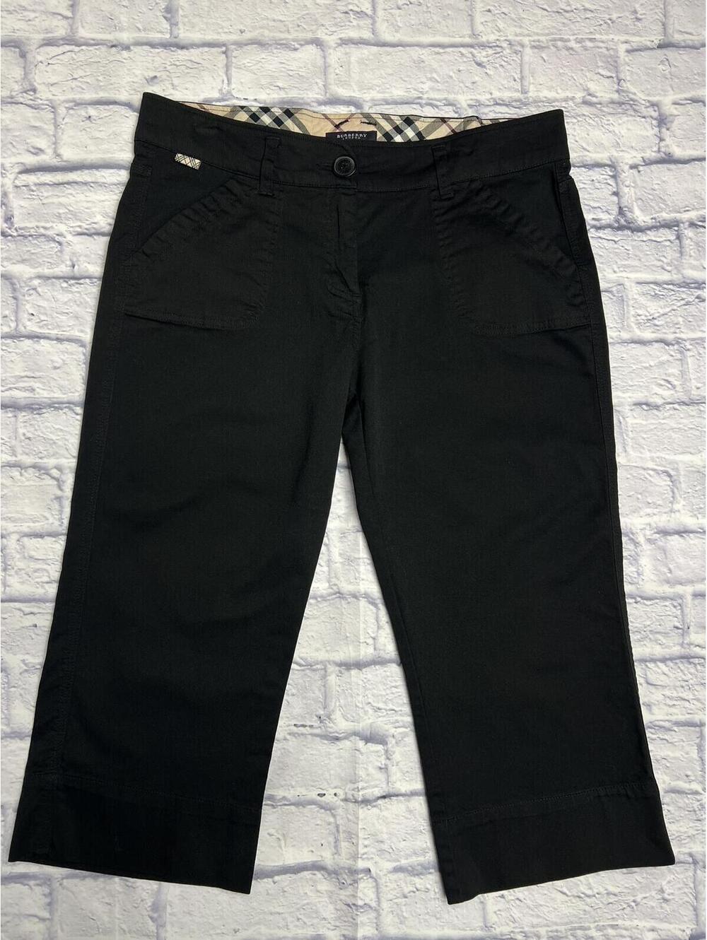 Burberry London Black Capri pants
